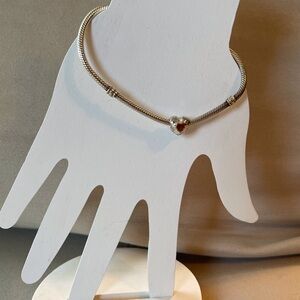 Silver charm that fits Pandora bracelet